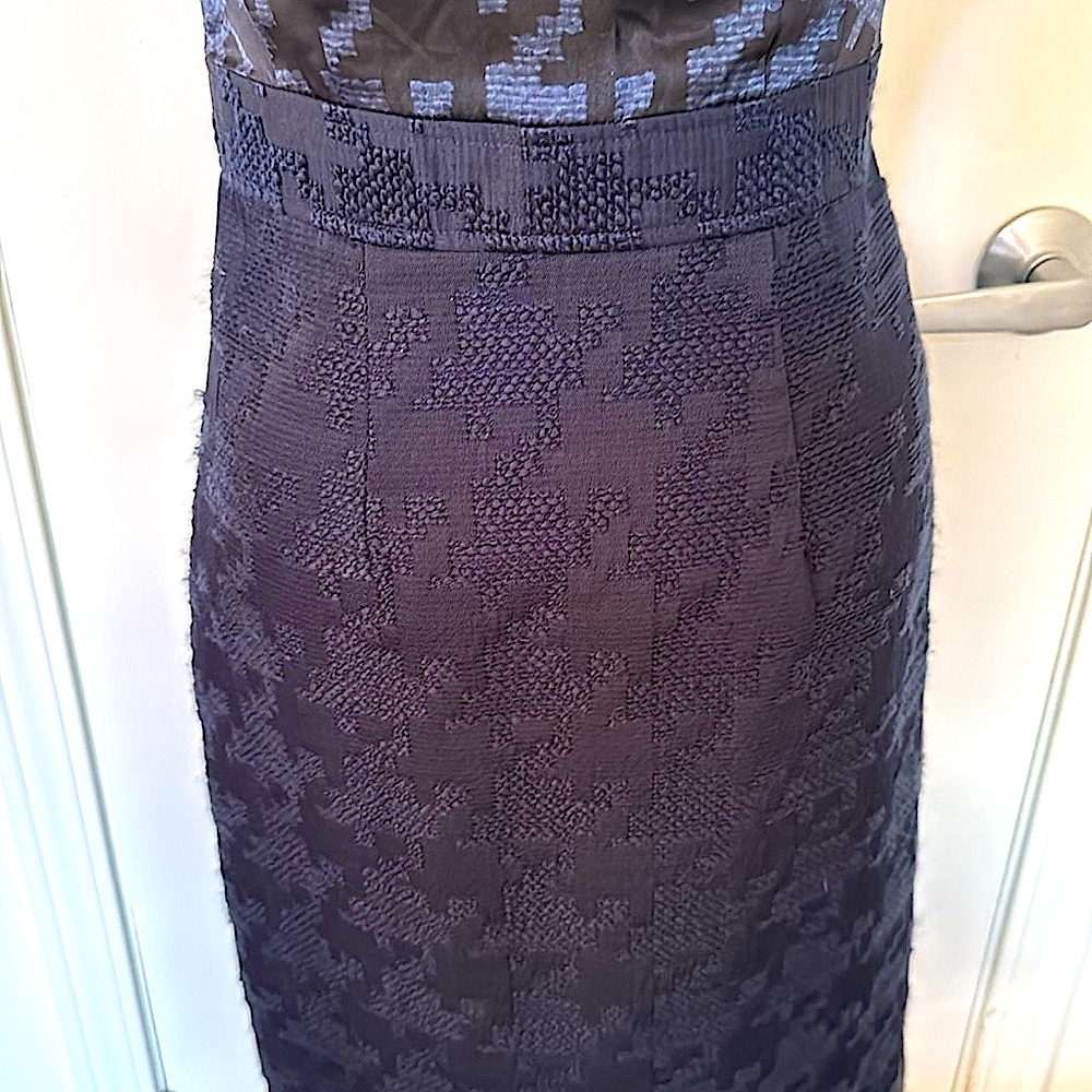 NWOT! Banana Republic Mix Media Dress! - Picture 3 of 9